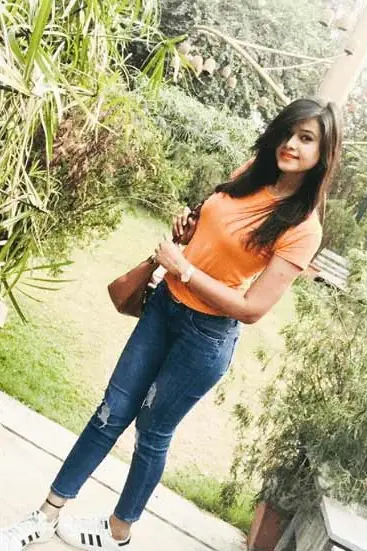 Diya, 21, call girl in Goa